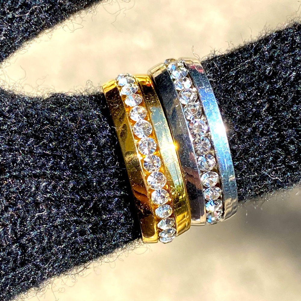 Mens single Moissanite diamond band rings